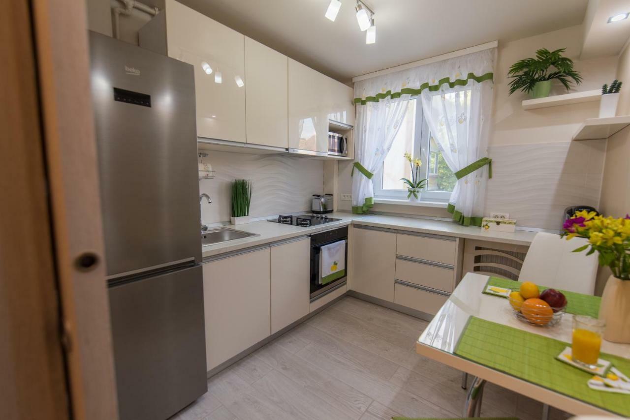 Exotic Rami'S Apartments Тимишоара Екстериор снимка