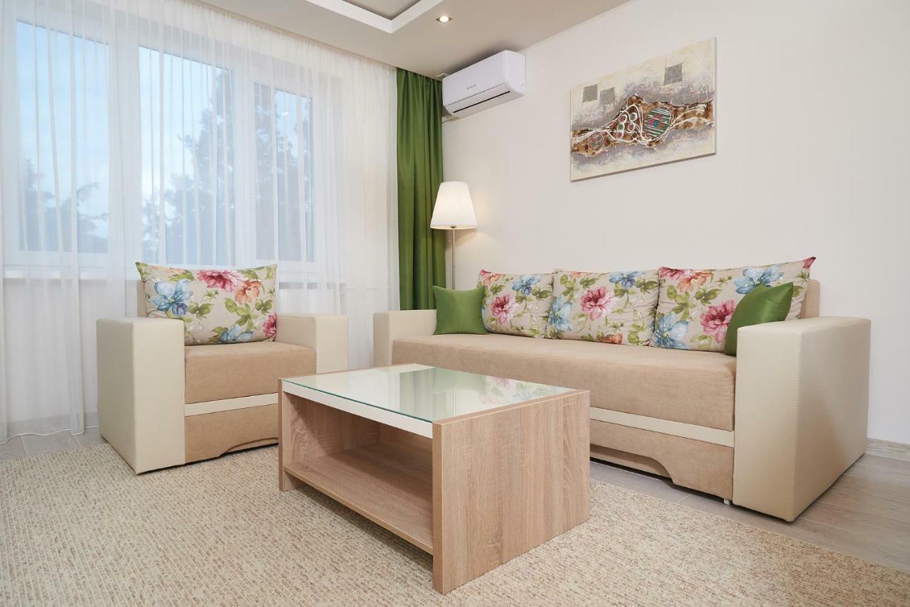 Exotic Rami'S Apartments Тимишоара Екстериор снимка